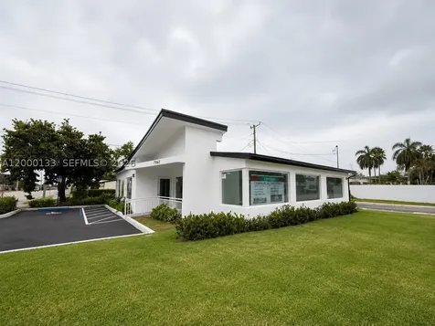 7061 Taft Street Hollywood FL 33024