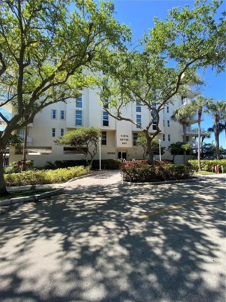 16590 NE 26th Avenue North Miami Beach FL 33160