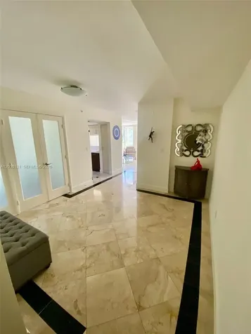 16590 NE 26th Avenue North Miami Beach FL 33160