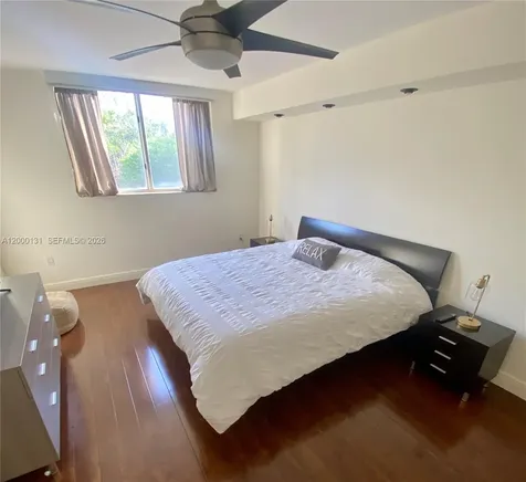 16590 NE 26th Avenue North Miami Beach FL 33160