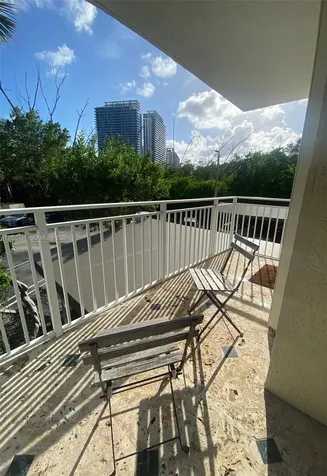 16590 NE 26th Avenue North Miami Beach FL 33160