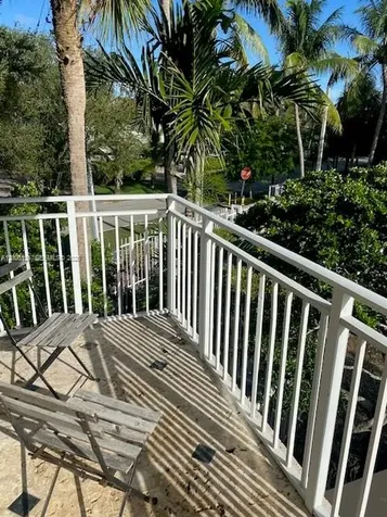 16590 NE 26th Avenue North Miami Beach FL 33160