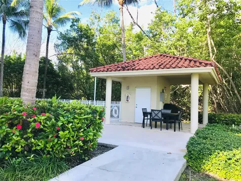 16590 NE 26th Avenue North Miami Beach FL 33160