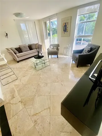 16590 NE 26th Avenue North Miami Beach FL 33160