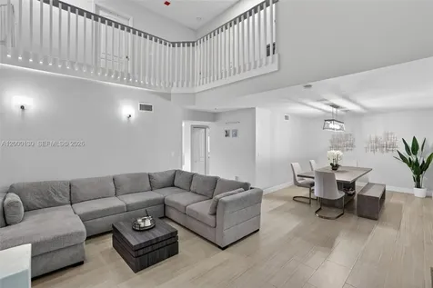 17455 NW 75th Place Hialeah FL 33015