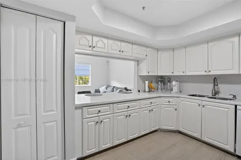 17455 NW 75th Place Hialeah FL 33015