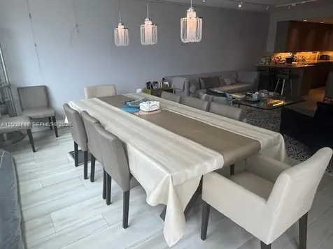5401 Collins Avenue Miami Beach FL 33140