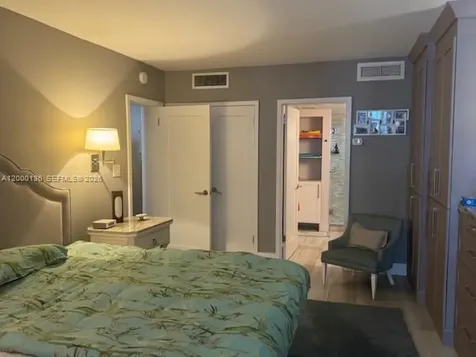 5401 Collins Avenue Miami Beach FL 33140