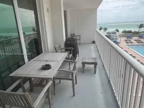 5401 Collins Avenue Miami Beach FL 33140
