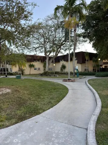 9108 SW 137th Terrace Miami FL 33176