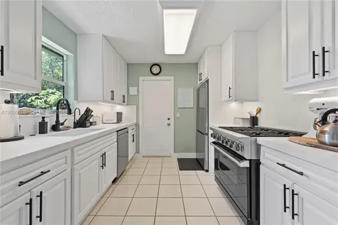 11740 NW 33rd Street Sunrise FL 33323
