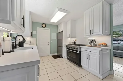 11740 NW 33rd Street Sunrise FL 33323