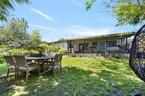 11740 NW 33rd Street Sunrise FL 33323