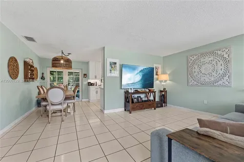 11740 NW 33rd Street Sunrise FL 33323