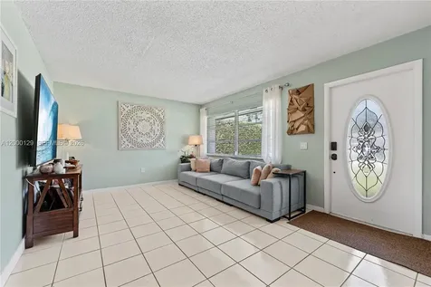 11740 NW 33rd Street Sunrise FL 33323
