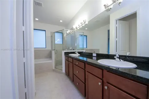 106 SW 127th Terrace Plantation FL 33325