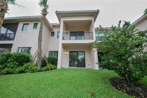 106 SW 127th Terrace Plantation FL 33325