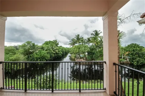 106 SW 127th Terrace Plantation FL 33325