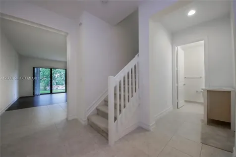 106 SW 127th Terrace Plantation FL 33325