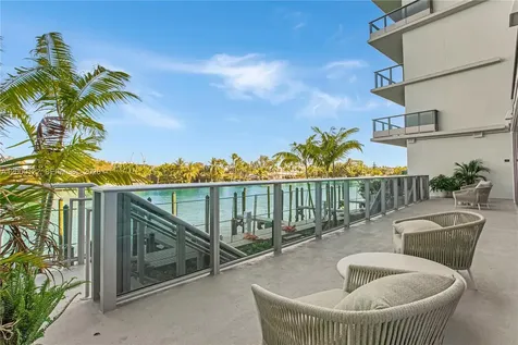 Bay Harbor Islands FL 33154