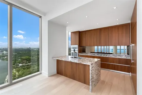 175 SE 25th Road Miami FL 33129
