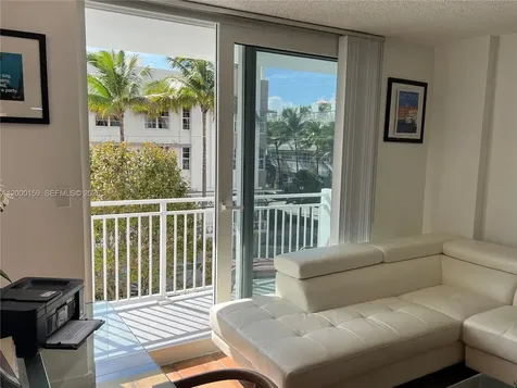 345 Ocean Drive Miami Beach FL 33139