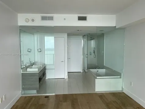 650 NE 32 Street Miami FL 33137