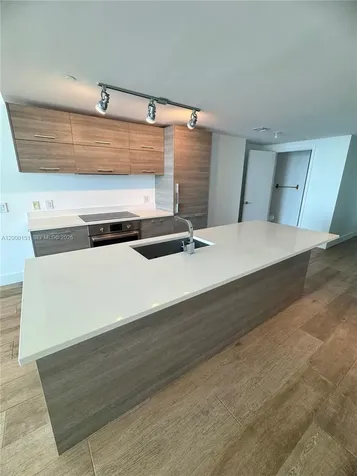 650 NE 32 Street Miami FL 33137