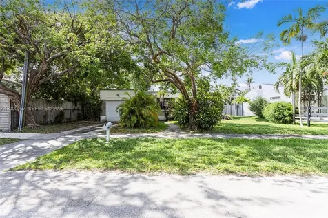 820 NE 82nd Terrace Miami FL 33138