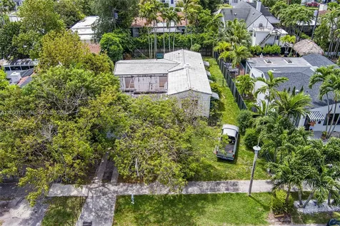 820 NE 82nd Terrace Miami FL 33138