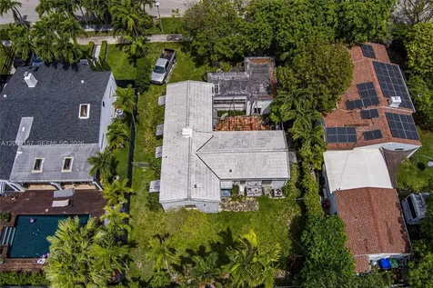820 NE 82nd Terrace Miami FL 33138