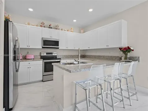 3347 W 106th Terrace Hialeah FL 33018