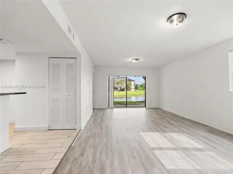 9821 Nob Hill Court Sunrise FL 33351