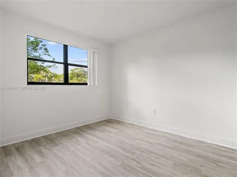 9821 Nob Hill Court Sunrise FL 33351
