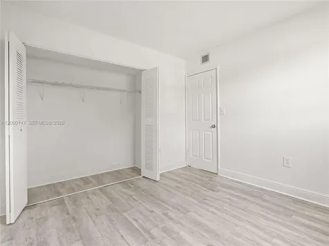 9821 Nob Hill Court Sunrise FL 33351
