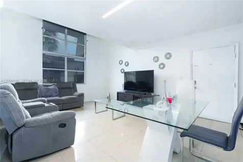 8003 W 6th Avenue Hialeah FL 33014