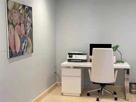 10185 Collins Bal Harbour FL 33154