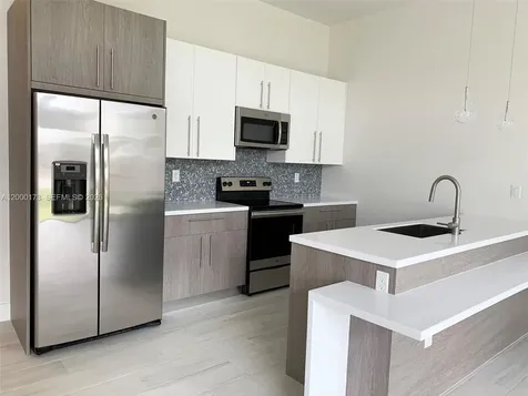 4384 NW 9th Street Plantation FL 33317