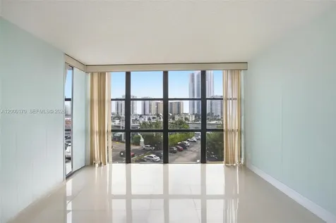 800 Parkview Drive Hallandale Beach FL 33009