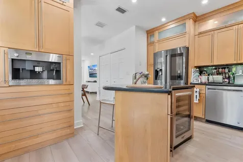 2231 SW 17th Street Miami FL 33145