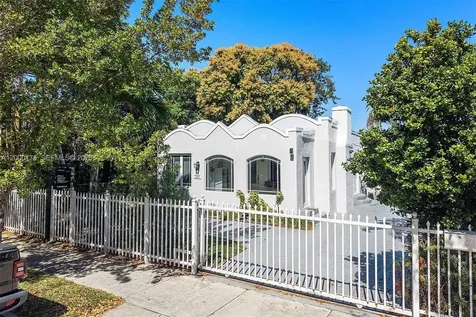2231 SW 17th Street Miami FL 33145