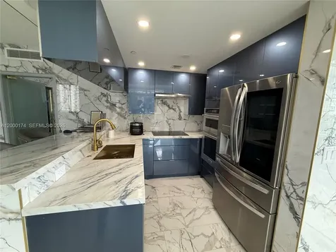 601 NE 23rd Street Miami FL 33137