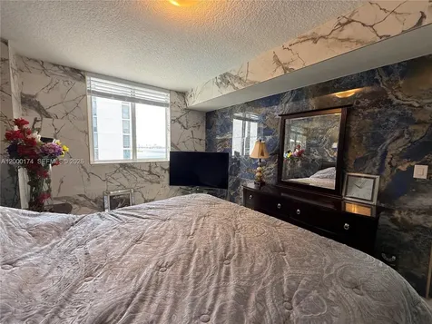 601 NE 23rd Street Miami FL 33137