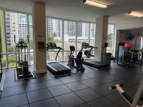 601 NE 23rd Street Miami FL 33137