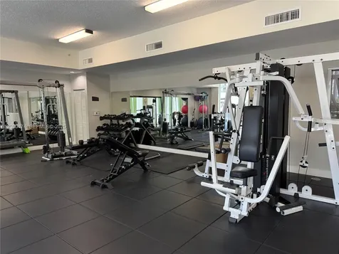 601 NE 23rd Street Miami FL 33137