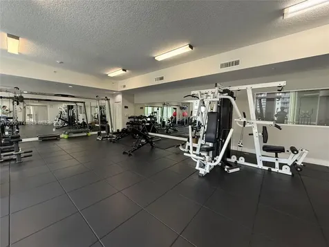 601 NE 23rd Street Miami FL 33137