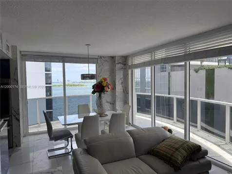 601 NE 23rd Street Miami FL 33137