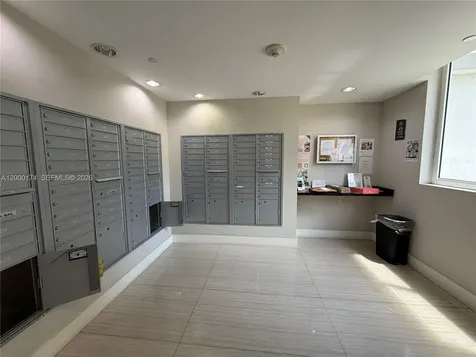 601 NE 23rd Street Miami FL 33137