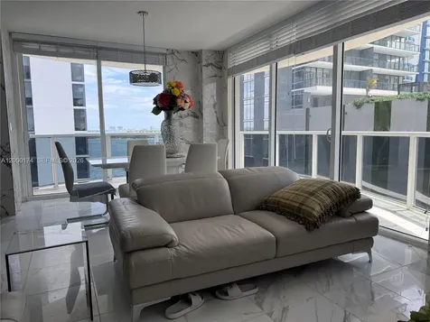 601 NE 23rd Street Miami FL 33137