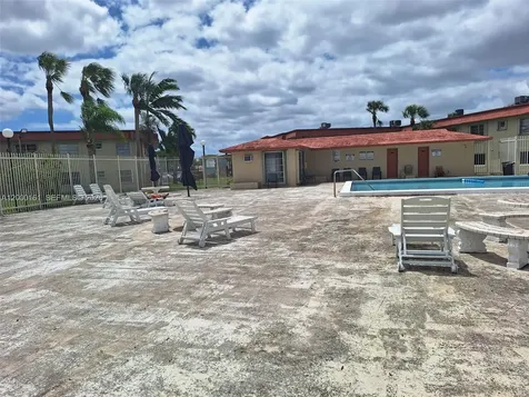 12831 SW 43rd Drive Miami FL 33175